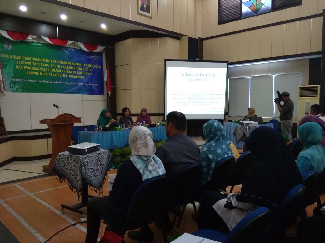 Sosialisasi Peraturan Menteri Keuangan Nomor 11/PMK.02/2018 tentang Tata Cara Revisi Anggaran Tahun 2018 dan Evaluasi Pelaksanaan Anggaran Tahun 2017