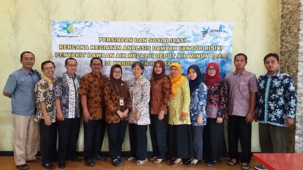 Sosialisasi Rencana Kegiatan Analisis Dampak Faktor Risiko Penyakit Bawaan Air Melalui Depot Air Minum (DAM) di Kabupaten Rembang Tahun 2019